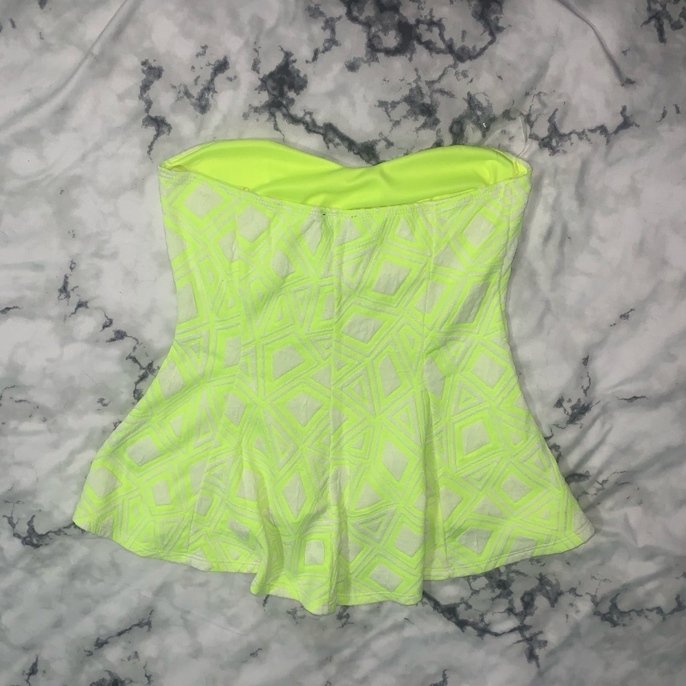 Strapless top - Picture 2 of 3